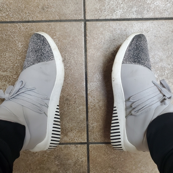 DONATED - Picture 2 of 3